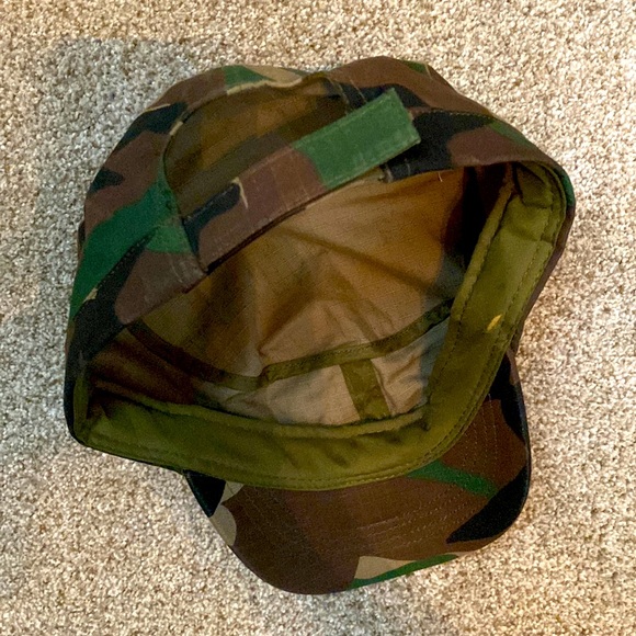 Army hat - Picture 2 of 2